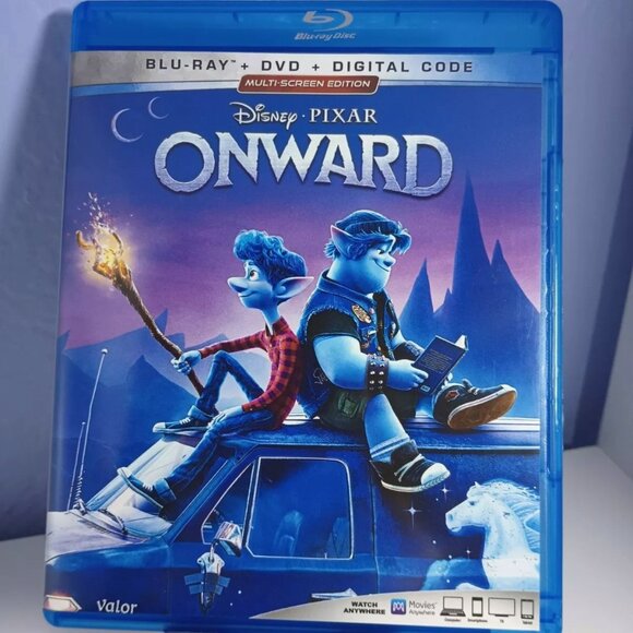 Disney/Pixar Movie Onward 3 Disc Set Blu-Ray + DVD + Digital Code - Picture 1 of 2